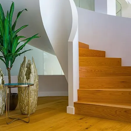 Serenity Heights - Luxury Concierge Services