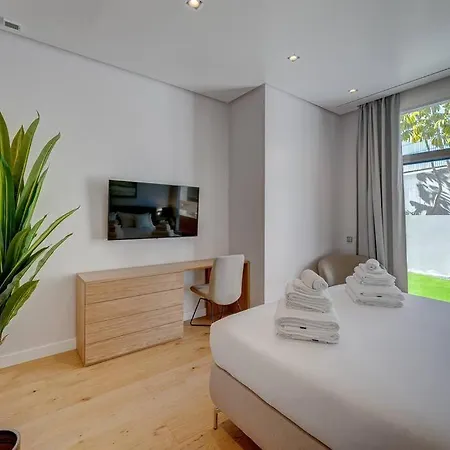 Serenity Heights - Luxury Concierge Services *