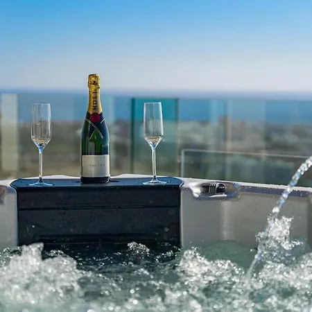 Serenity Heights - Luxury Concierge Services Βίλα